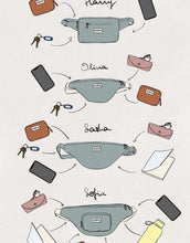 Laden Sie das Bild in den Galerie-Viewer, Fanny Pack Harry von Hindbag in der Farbe Chocolat– rechteckige Bauchtasche aus GOTS-zertifizierter Bio-Baumwolle mit zwei Reißverschlusstaschen und verstellbarem Gurt
