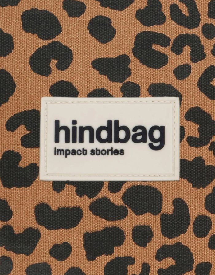 Fanny Pack Harry von Hindbag in der Farbe Leo Cannelle – rechteckige Bauchtasche aus GOTS-zertifizierter Bio-Baumwolle mit zwei Reißverschlusstaschen und verstellbarem Gurt