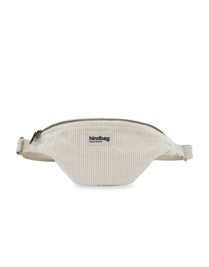 Hindbag Gürteltasche Olivia aus cremefarbenem Cord, nachhaltiger Bio-Cord, Doppelreißverschluss, verstellbarer Schultergurt.