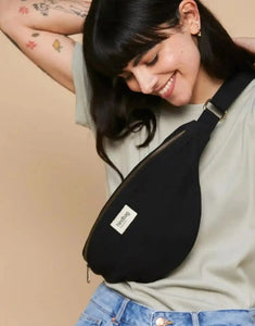 Fanny Pack Sasha L I Schwarz