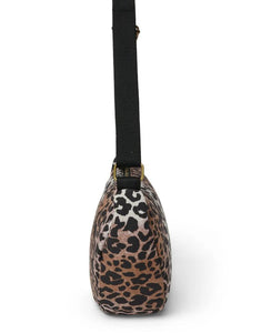 Studio Noos Fanny Pack Soft Cotton Leopard Hazel – stylische Bauchtasche aus 100 % Baumwolle, tragbar als Hüfttasche oder crossbody, geräumige Gürteltasche im Leopardenmuster, Maße 39x20x11 cm.