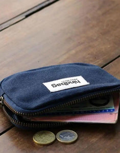 Geldbeutel Lili von Hindbag in Navy aus GOTS-zertifizierter, robuster Bio-Baumwolle, kleines Portemonnaie mit Reißverschluss für Karten, Ausweis oder Schmuck.