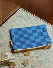 Laden Sie das Bild in den Galerie-Viewer, Purse Marie I Checks Blue Greek Navy
