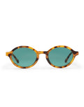 CHPO Marlene Sonnenbrille mit Leopard-Fassung, türkisfarbenen Gläsern und UV400-Schutz aus recyceltem Kunststoff frontal.