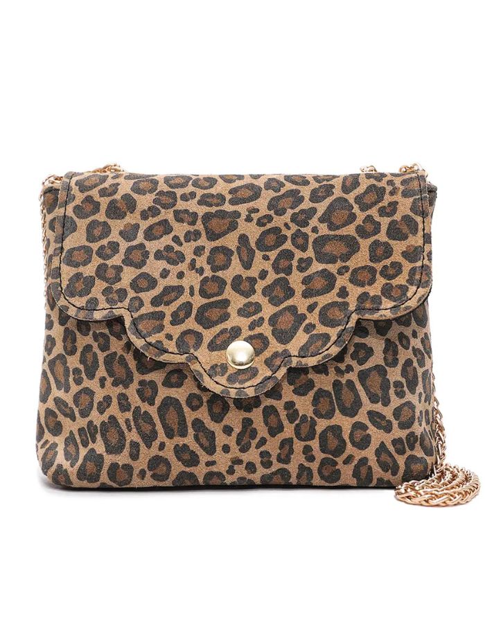 Leopardenbedruckte Wildleder-Umhängetasche in Taupe von Cherry Paris mit verstellbarem Kettenriemen und Reißverschluss-Innenfach – Format 18x14x4 cm.