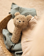 Laden Sie das Bild in den Galerie-Viewer, Rassel I Teddy Bear Olive Green
