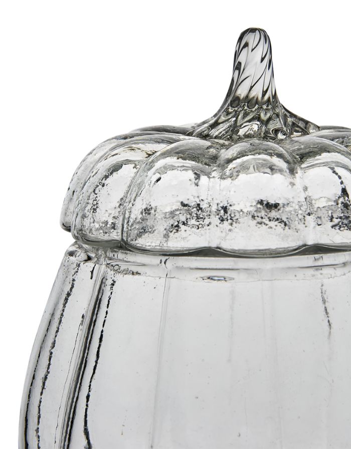 Schale Pumpkin M von Affari of Sweden aus klarem Glas in Kürbisform mit passendem Deckel, Ø 15 × H 15 cm, Nahaufnahme.