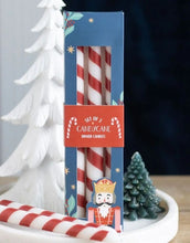 Laden Sie das Bild in den Galerie-Viewer, Stabkerzen 3er Set I Weihnachten Zuckerstange

