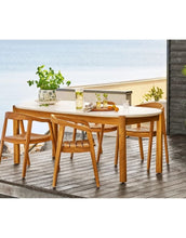 Laden Sie das Bild in den Galerie-Viewer, House Nordic Tablett aus Akazienholz, organische Form, 28 x 39 x 2,5 cm.
