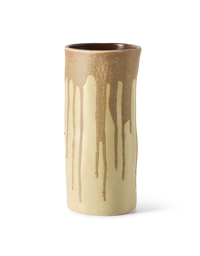 HKliving Long Vase aus Keramik mit geschwungener Form und ausdrucksstarker reaktiver Glasur in warmen Erdtönen.