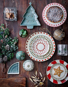 Bloomingville Kerzenhalter Berry White mit zartem Weihnachtsmotiv