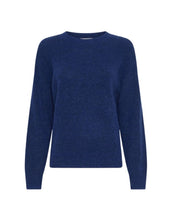 Laden Sie das Bild in den Galerie-Viewer, MSCH Copenhagen Pullover Festina Hope in Soda Blue Melange – klassischer Strickpullover
