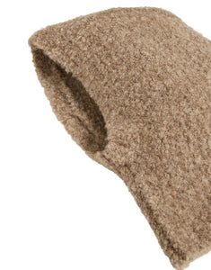 Balaclava Vijanix Boucle Knit in der Farbe Brown Lentil von VILA – warme, strukturierte Strick-Balaclava mit modernem Design und hohem Tragekomfort für kalte Wintertage