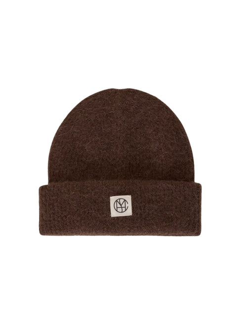 Hope Icon Beanie in der Farbe Hot Fudge von MSCH Copenhagen aus weichem Woll- und Alpakamix mit gerippter Strickstruktur, breitem Umschlag und dezentem Logo-Patch