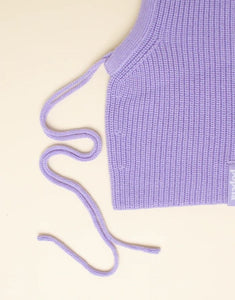 Lila Balaclava aus 100 % Merinowolle von Popeia – nachhaltiges Winter-Accessoire, warm, weich und stilvoll
