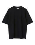 Schwarzes Oversize T-Shirt von Gina Tricot mit langer Passform, kurzen Ärmeln und Rundhalsausschnitt.
