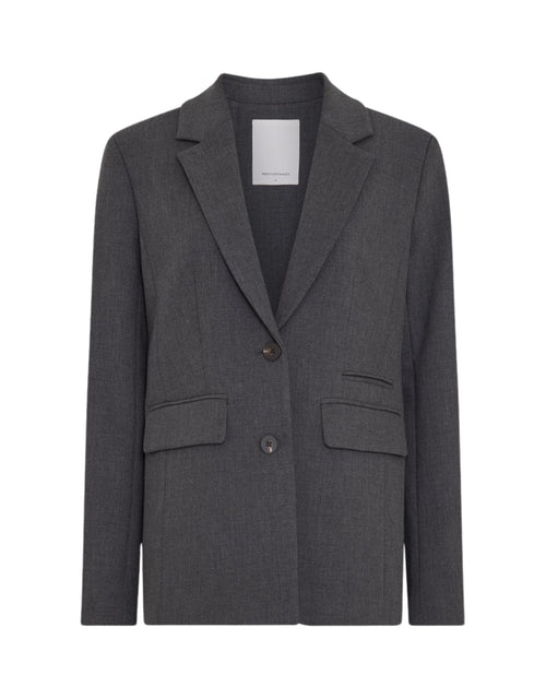  Dunkelgrau melierter Inge Henrike Loose Blazer von MSCH Copenhagen mit lockerer Passform, Reverskragen, zwei Knöpfen, Pattentaschen und raffiniertem Rückenschlitz als Freisteller von vorne