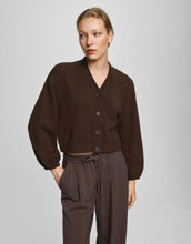 Laden Sie das Bild in den Galerie-Viewer, MSCH Copenhagen Cardigan Zafina in Slate Black – kastiger Strickcardigan mit Ballonärmeln
