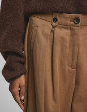 Laden Sie das Bild in den Galerie-Viewer, Hose Gweneth HW I Toasted Coconut
