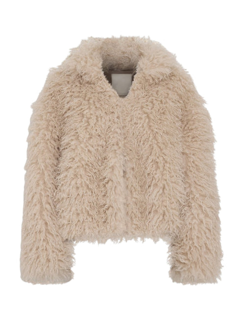 Beige Mila Jacke Kunstfelljacke von MSCH Copenhagen mit flauschigem, langem Flor, breitem Kragen und kurzer, voluminöser Bomber-Silhouette von vorne