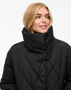 VILA Vibumble Puffer Jacke Black Beauty – gesteppte Winterjacke in Schwarz