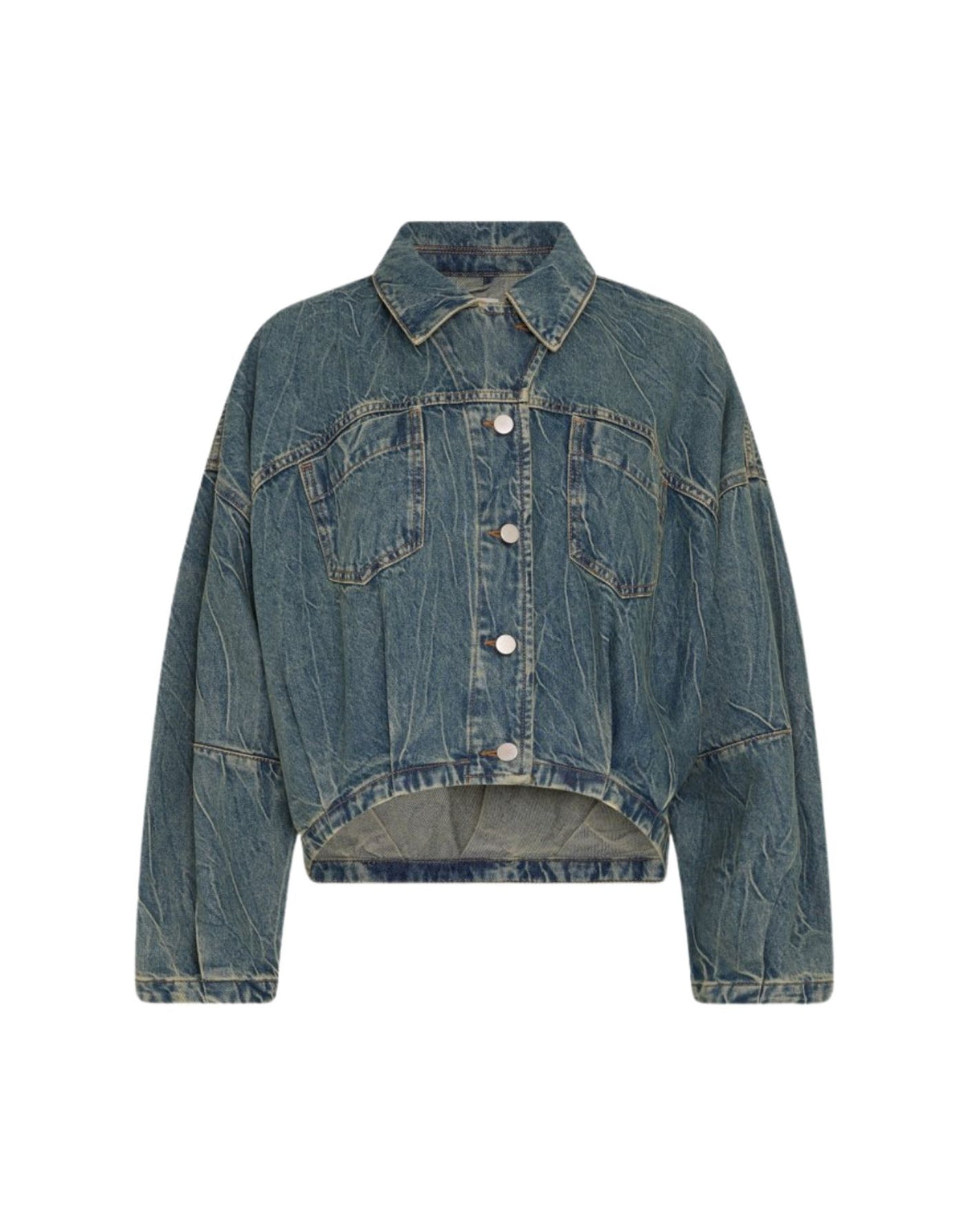 Kurze Jeansjacke Mui Denim von MSCH Copenhagen in Balt Blue Wash mit lockerer Passform, Hemdkragen und Brusttaschen.