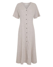 Laden Sie das Bild in den Galerie-Viewer,  MSCH Copenhagen Kleid Viana Ginia 2/4 Sand Melange in Beige mit V-Ausschnitt und Knopfleiste.
