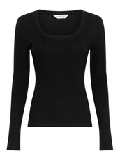 Laden Sie das Bild in den Galerie-Viewer, MSCH Copenhagen Barrel Jeans Kobane Tua Light Blue Wash mit High Waist und leicht barrel-förmigem Bein.
