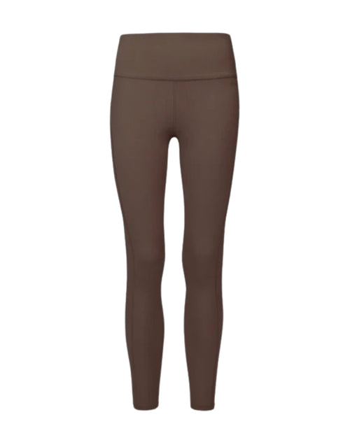 High-Waist-Leggings von SNOCKS mit hohem Bund aus flexiblem, blickdichtem Material mit recyceltem Polyester in der Farbe Chocolate als Freisteller