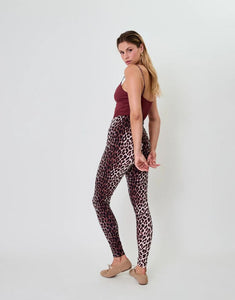 Eng anliegende Leggings Rita von OH APRIL – gemütlicher Alltagslook