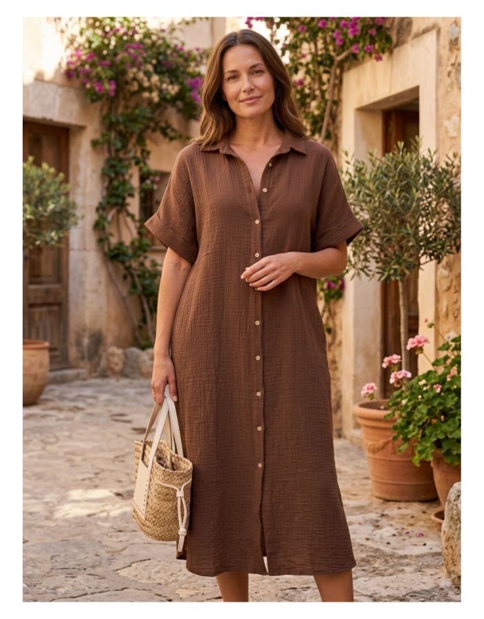 Langes Musselin Blusenkleid von Estée Brown in Marron mit weiter Passform und Seitentaschen.