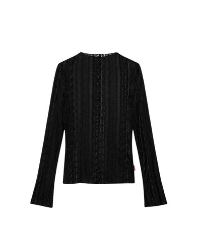 OH APRIL Longsleeve Zahara Lace Black – figurbetontes Spitzen-Longsleeve mit Trompetenärmeln.
