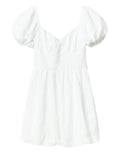 Gina Tricot weißes Kleid mit Puffärmeln, gestickten Details und definierter Taille.
