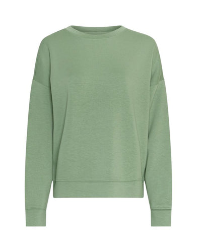 Ima Q Pullover Green Eyes von MSCH Copenhagen in weichem Grün, mit rundem Halsausschnitt, überschnittenen Schultern und lockeren Ärmeln, aus LENZING™ ECOVERO™-Viskosemix – moderner, bequemer Alltags-Pullover