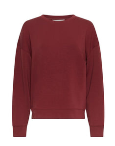 Ima Q Pullover Syrah von MSCH Copenhagen, mit rundem Halsausschnitt, überschnittenen Schultern und lockeren Ärmeln, aus LENZING™ ECOVERO™-Viskosemix – moderner, bequemer Alltags-Pullover