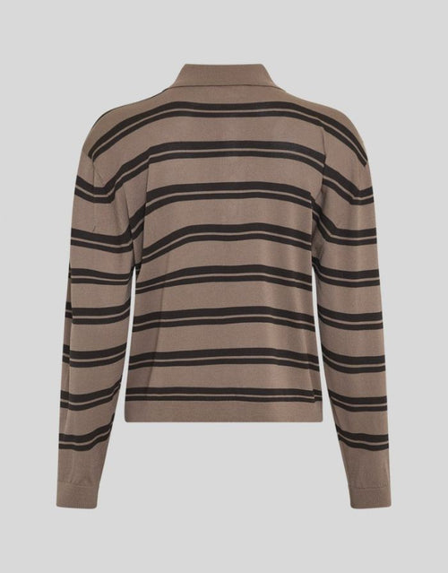 MSCH Copenhagen Pullover Terine in Braun mit dunkelbraunen Streifen und Polokragen.