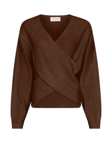 Unser Pullover Zinelle Hope von MSCH Copenhagen in Slate Black Melange – brauner Rippstrick-Wickelpullover mit überschnittenen Schultern und lockeren Ärmeln.