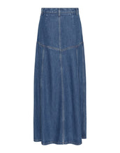 Laden Sie das Bild in den Galerie-Viewer, MSCH Copenhagen Jeansrock Laurentine Rue HW in Mid Blue Wash – Maxirock aus TENCEL™“
