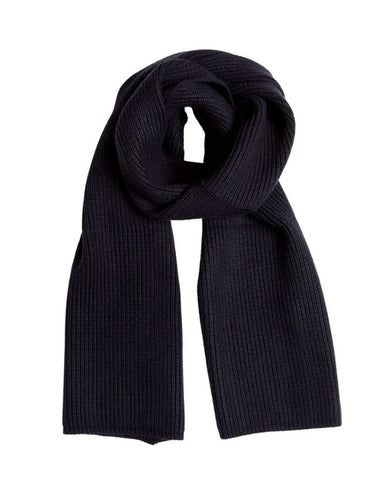 MSCH Copenhagen Schal Galine Rachelle in Sky Capitan – weicher Rippstrickschal in tiefem blau, stilvoll und warm für die Winterzeit.