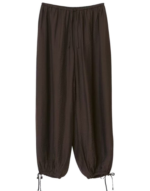 Gina Tricot Ballonhose Dark Brown mit weitem Bein, Bindebändern und lockerer Passform.
