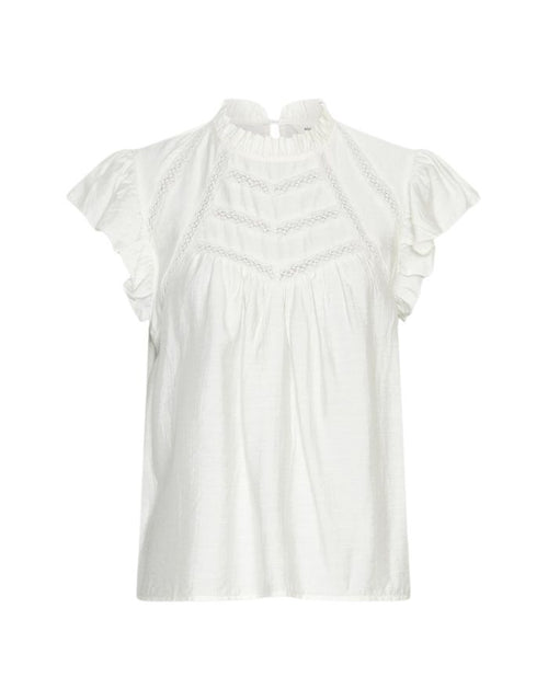 MSCH Copenhagen Shirt Peninna Egret in Weiß mit hohem Rüschenkragen und dekorativen Details.