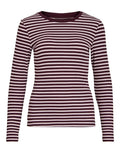 Gestreiftes Langarmshirt von VILA in Port Royale und Ballett Slipper aus weicher LENZING™ ECOVERO™ Viskose mit Rundhalsausschnitt als Freisteller von vorne