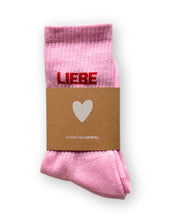Laden Sie das Bild in den Galerie-Viewer, Dicke Baumwollsocken Socken Liebe von Herr&amp;FrauHempel in bunten Farbkombinationen, Größen 35–45, atmungsaktiv und kuschelig
