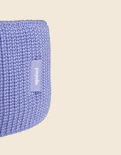 Laden Sie das Bild in den Galerie-Viewer, Popeia Stirnband Flieder aus 100 % Merinowolle, Made in Germany.
