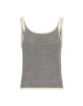 Gestreiftes Oaklyn Strap Top von MSCH Copenhagen in Schwarz und Weiß mit schmaler Passform und Rippstruktur von vorne
