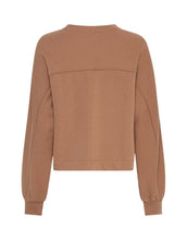 Laden Sie das Bild in den Galerie-Viewer, Sweatshirt Briena Slit I Toasted Coconut
