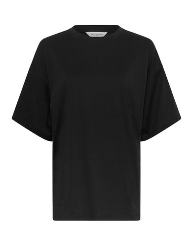 Kinsey Melea T-Shirt von MSCH Copenhagen in Black – oversized Fit, angesetzte Schultern, 100 % Bio-Baumwolle, minimalistisches Basic für entspannte Alltagslooks.