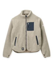 Laden Sie das Bild in den Galerie-Viewer, Liewood Nelson Fleecejacke Mist für Erwachsene mit Stehkragen und Fronttaschen aus recyceltem Polyester.
