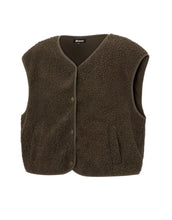 Laden Sie das Bild in den Galerie-Viewer, Nordlykk Teddyweste für Damen in Dark Brown, ärmellose Weste aus Polyester mit Fronttaschen und minimalistischer Passform
