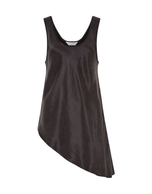 Schwarzes asymmetrisches Top Molie in Schwarz von MSCH Copenhagen mit Rundhalsausschnitt, breiten Trägern und fließender Silhouette von vorne